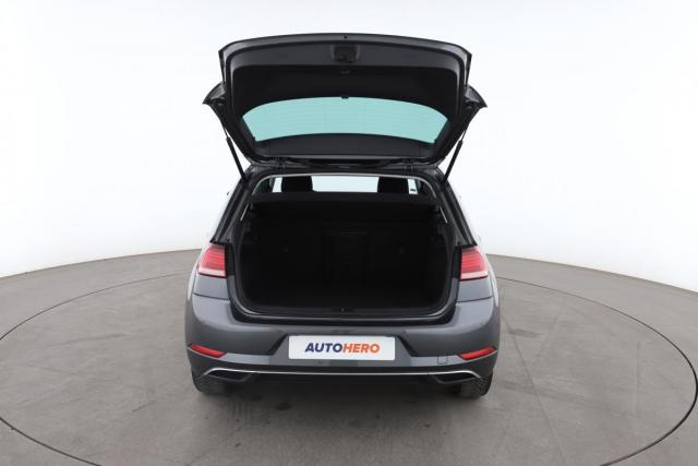 Volkswagen Golf image 7