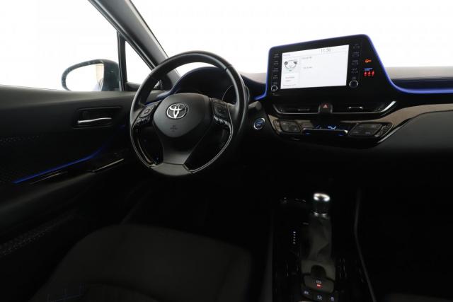 Toyota C-Hr image 5
