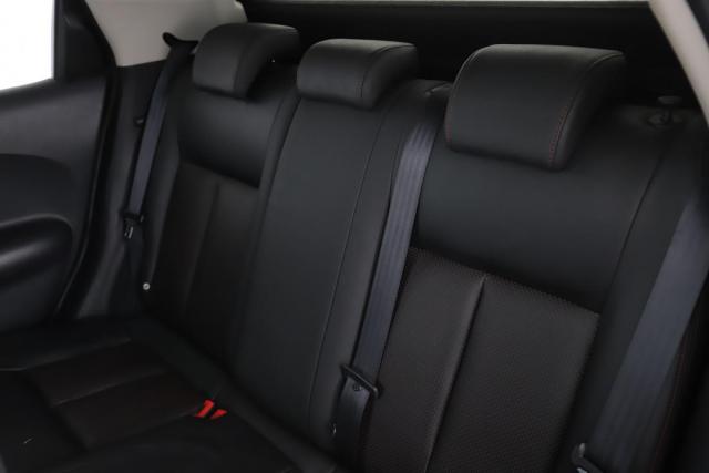 Nissan Juke image 7