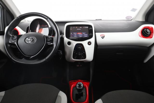Toyota Aygo image 6