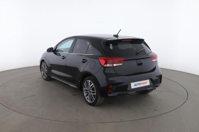 Kia Rio image 8