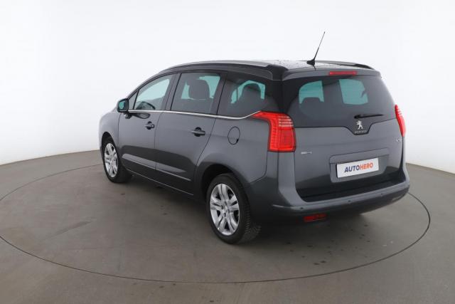Peugeot 5008 image 3