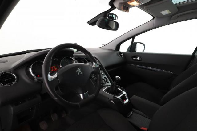 Peugeot 5008 image 5