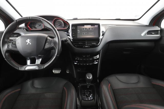Peugeot 2008 image 7