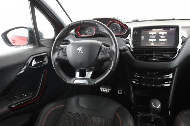 Peugeot 2008 image 3