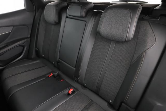 Peugeot 3008 image 7