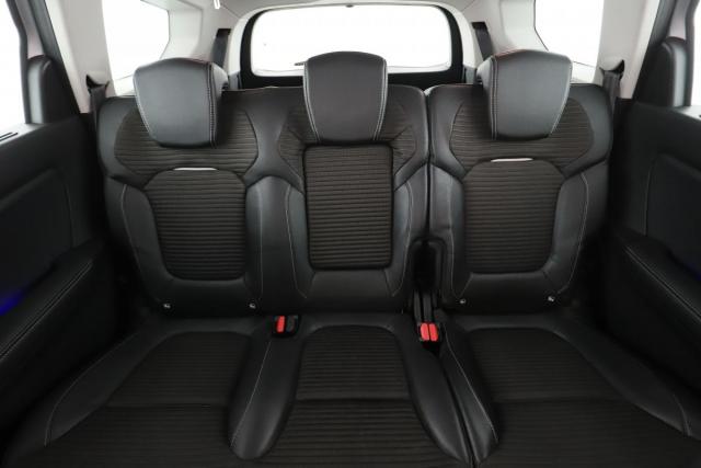Renault Grand Scénic image 1