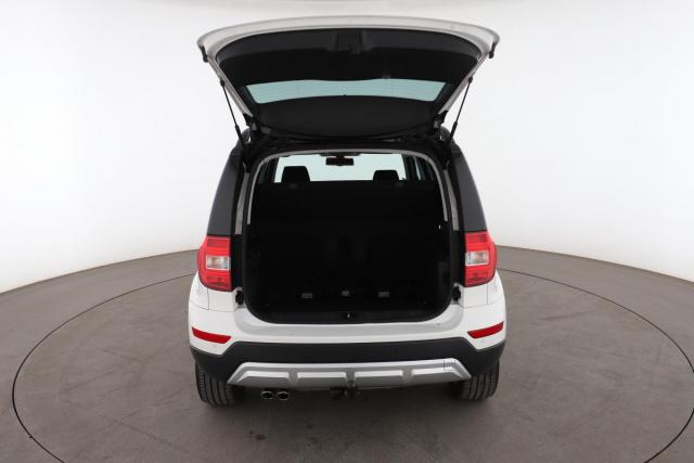 Skoda Yeti image 8