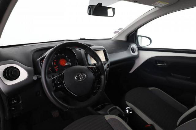 Toyota Aygo image 8