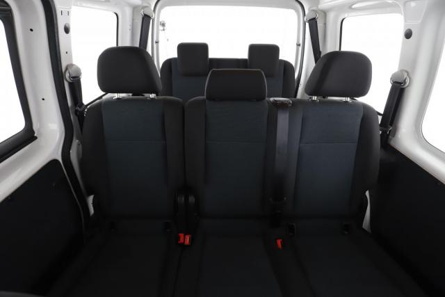 Volkswagen Caddy image 2