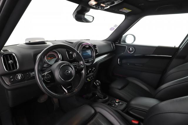 Mini Countryman image 9