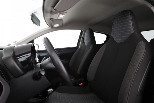 Peugeot 108 image 6