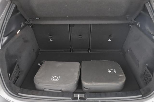 Mercedes Benz Gla image 7