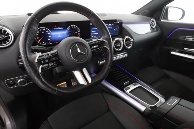 Mercedes Benz Gla image 9