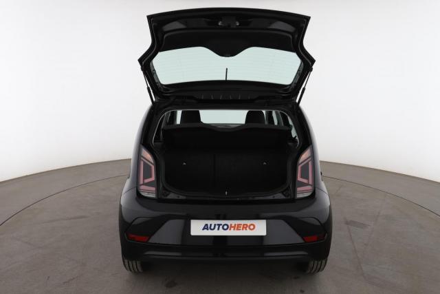 Volkswagen Up! image 4