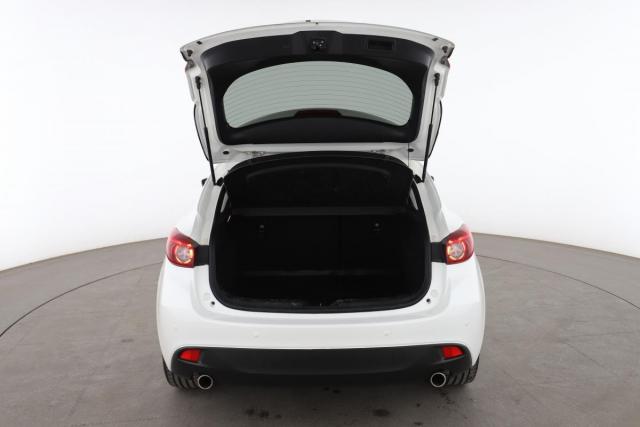 Mazda 3 image 8