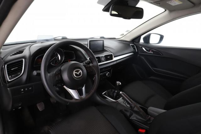 Mazda 3 image 2