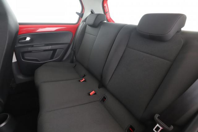 Volkswagen Up! image 2