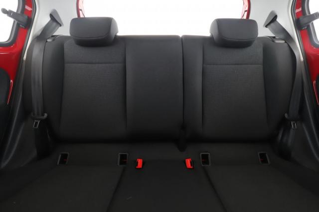 Volkswagen Up! image 4