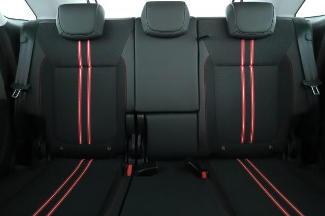 Opel Crossland image 2