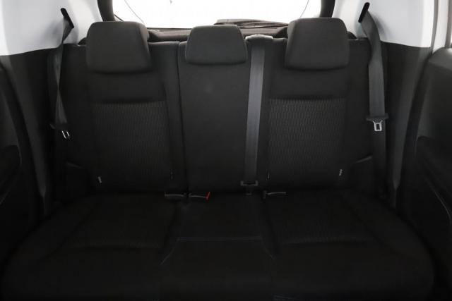 Peugeot 208 image 3