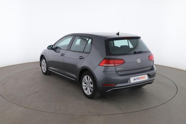 Volkswagen Golf image 8