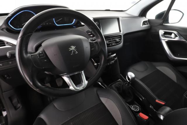 Peugeot 2008 image 7