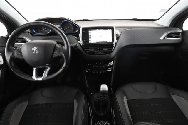 Peugeot 2008 image 5