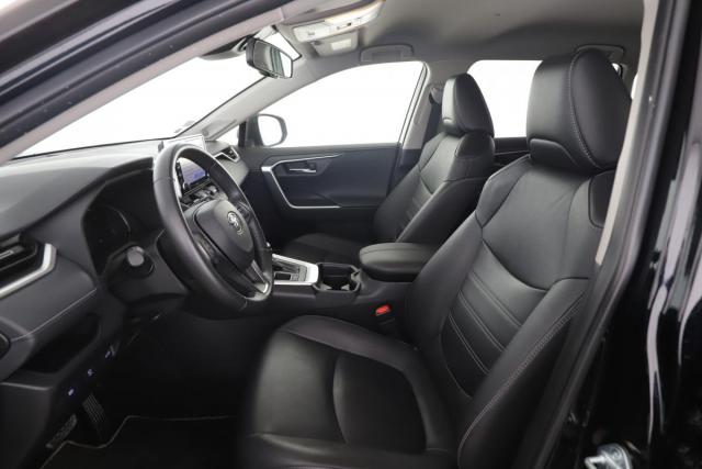 Toyota Rav4 image 2