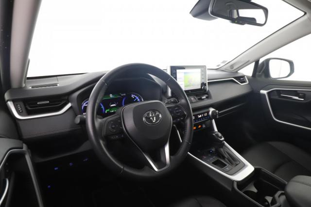 Toyota Rav4 image 9