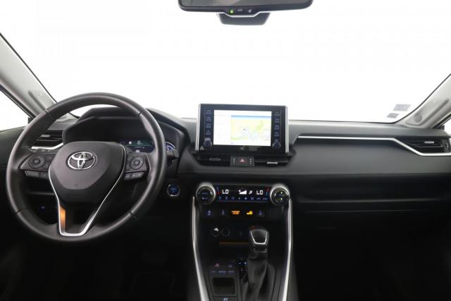 Toyota Rav4 image 8