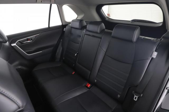 Toyota Rav4 image 6