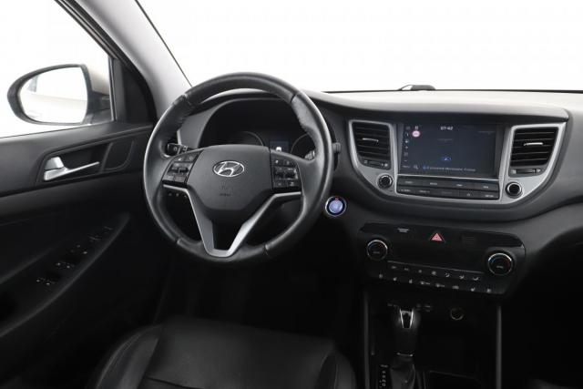 Hyundai Tucson image 3