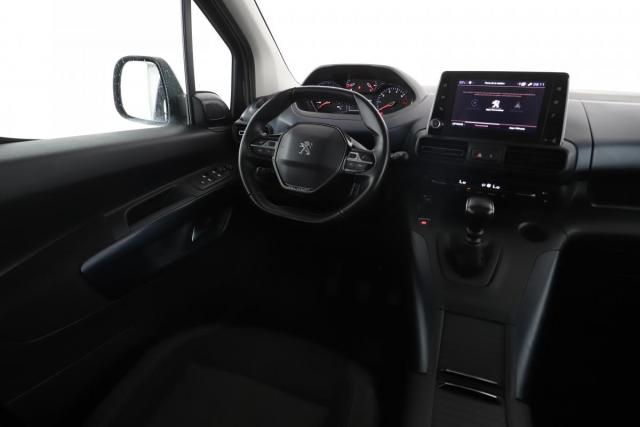 Peugeot Rifter image 1