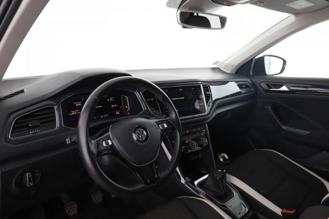 Volkswagen T-Roc image 7