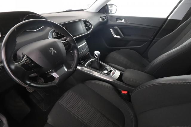 Peugeot 308 image 3