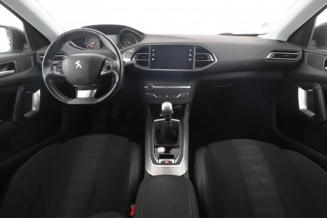 Peugeot 308 image 2