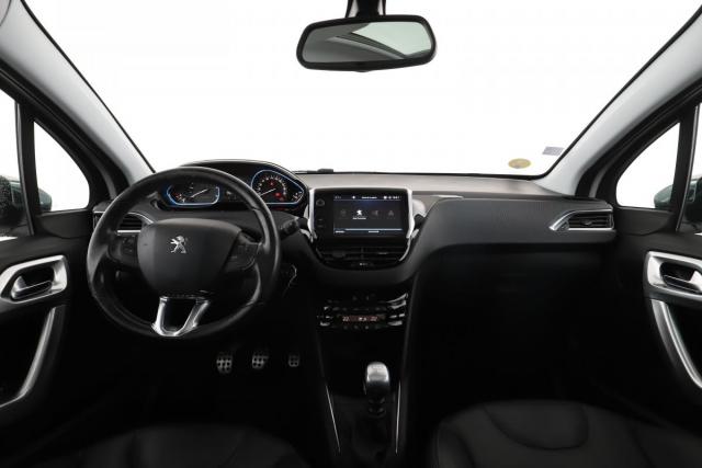 Peugeot 208 image 1