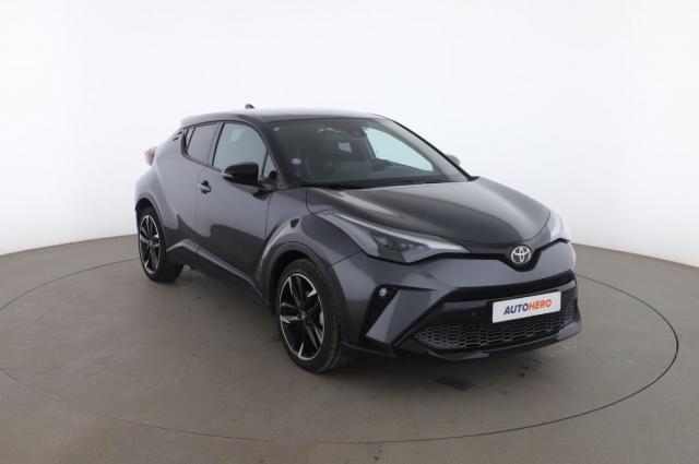 Toyota C-Hr image 6