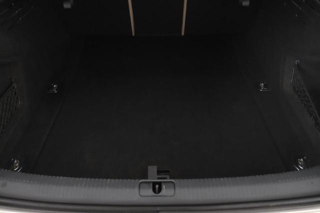 Audi A4 image 7