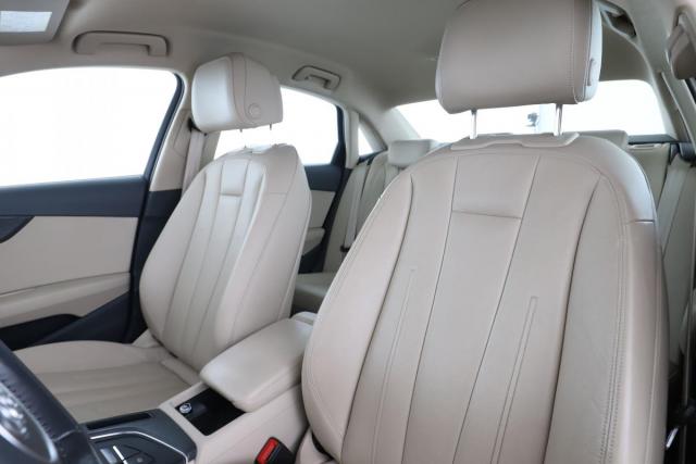 Audi A4 image 8