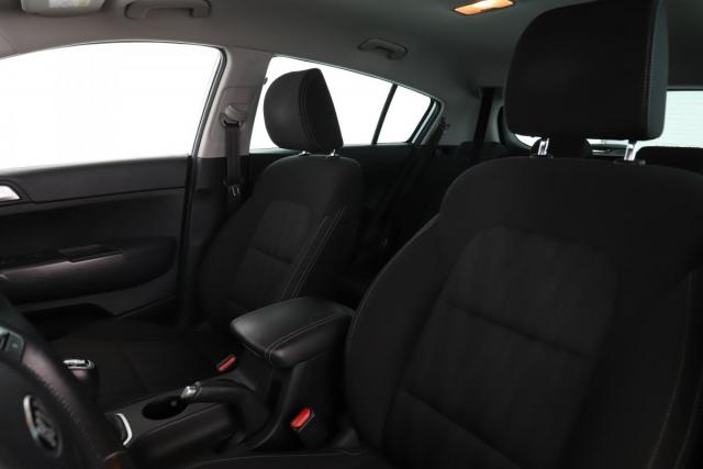 Kia Sportage image 5