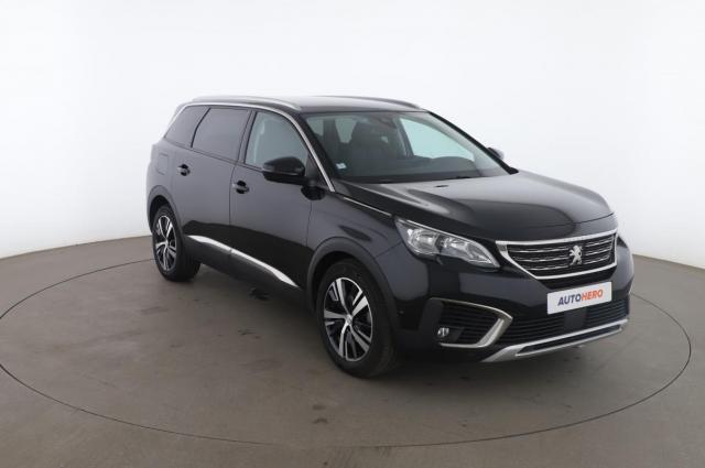 Peugeot 5008 image 2