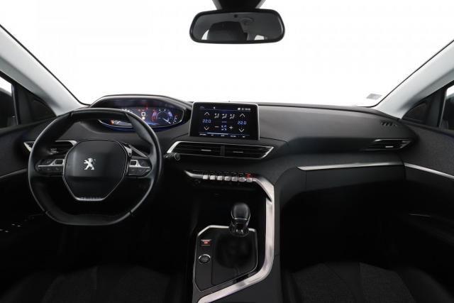 Peugeot 5008 image 1