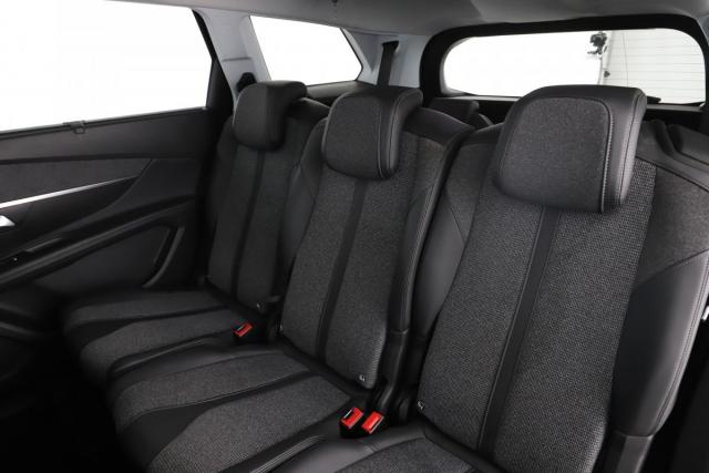 Peugeot 5008 image 4