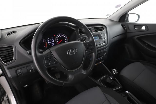 Hyundai I20 image 8