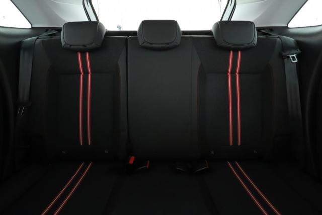 Opel Crossland image 9