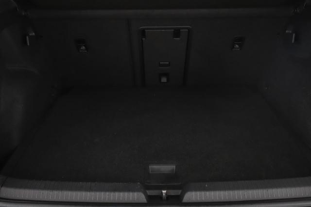 Volkswagen Golf image 2
