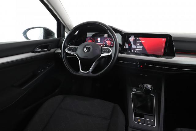 Volkswagen Golf image 8