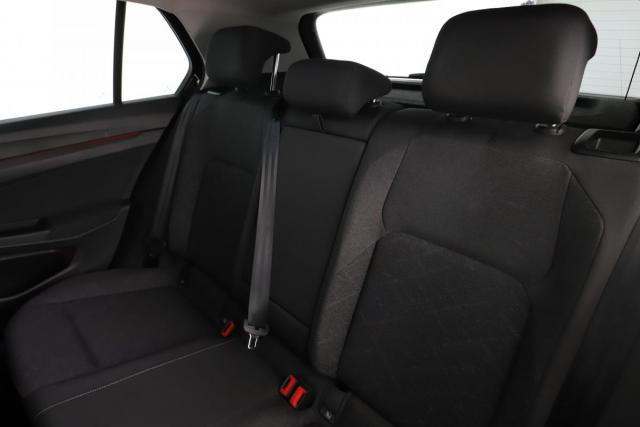 Volkswagen Golf image 4